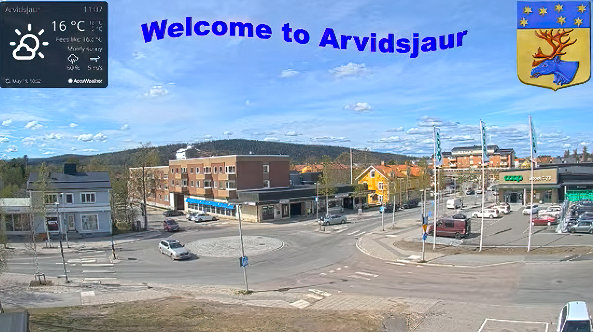 Live-Bild von der örtlichen Webcam mit BigBear auf dem Parkplatz